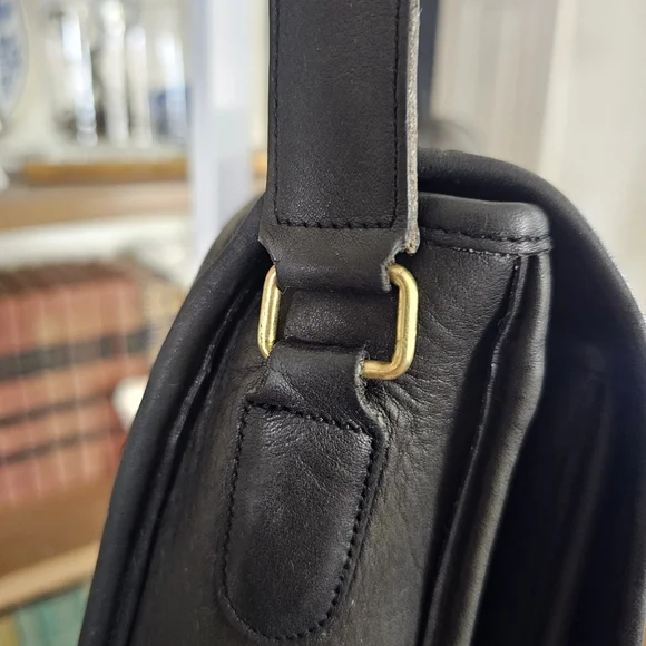 Rare! 80s Coach United States Stamp Ranch Stewardess Saddle Bag Black 0588-130 - Picture 3 of 16